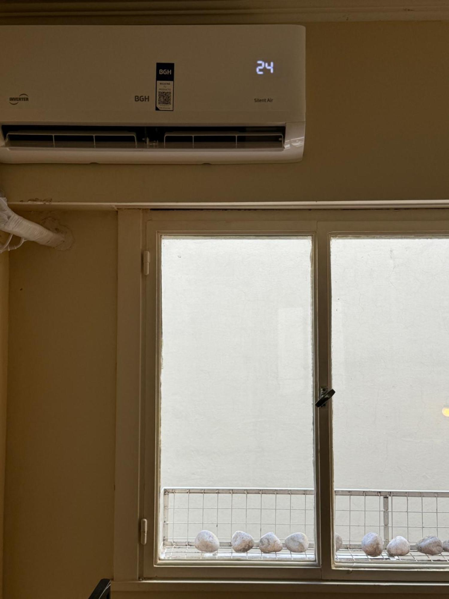 Azcuenagahome Silencioso Y Luminoso Piso Alto De 45M2 , Con La Mejor Ubicacion, Nuestros Huespedes Nos Avalan Con Sus Comentarios, Bilingual Staff Buenos Aires Ngoại thất bức ảnh